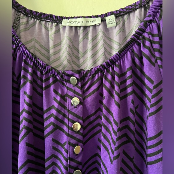 Beautiful purple blouse. Black and purple design. - Picture 2 of 7